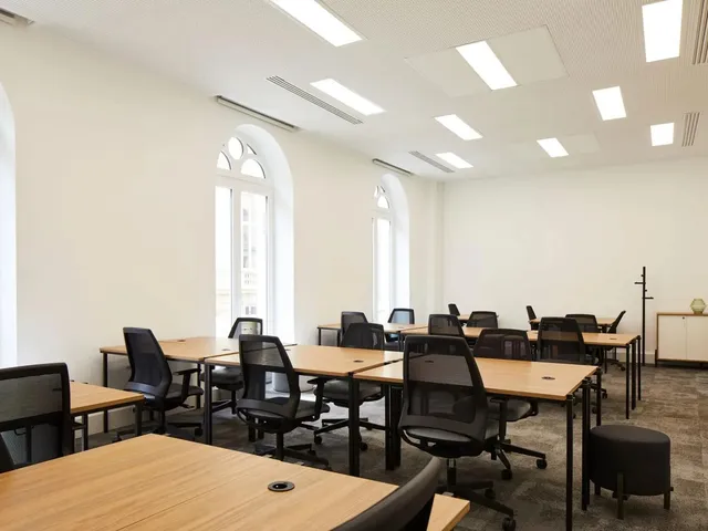 Bureau privé 12 postes à louer - Paris 9e (Calais) - photo 3