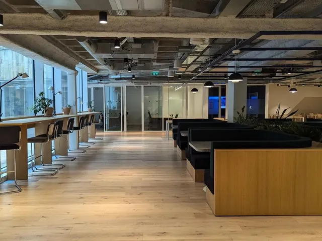 Bureau indépendant 150 postes à louer - Paris 17e (Pereire) - photo 3