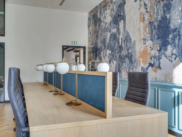Bureau indépendant 35 postes à louer - Paris 10e (Stalingrad) - photo 3