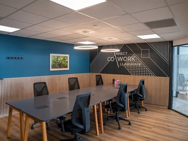 Bureau privé 7 postes à louer - Nice (Promenade des Anglais) - photo 6