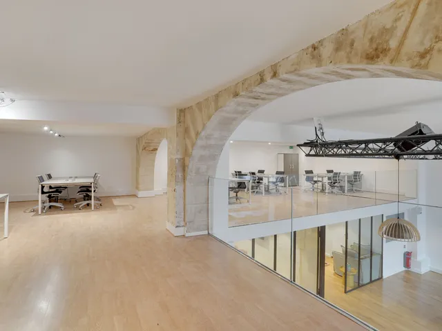 Bureau indépendant 110 postes à louer - Paris 3e (Arts Et Métiers) - photo 10