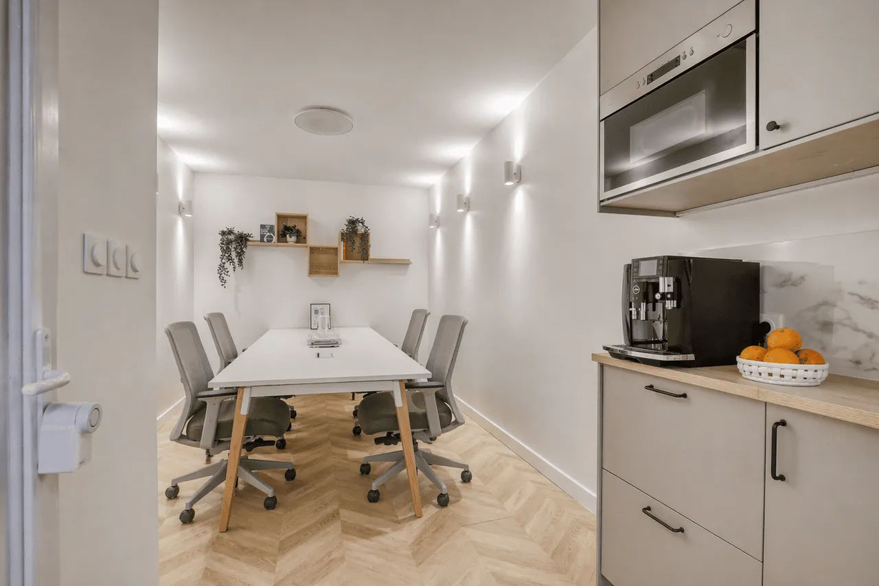 Bureau privé 4 postes à louer - Paris 2e (Quatre Septembre) - photo 1