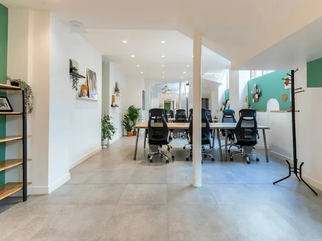 Bureau indépendant 52 postes à louer - Paris 11e (Saint-Sabin) - photo 6