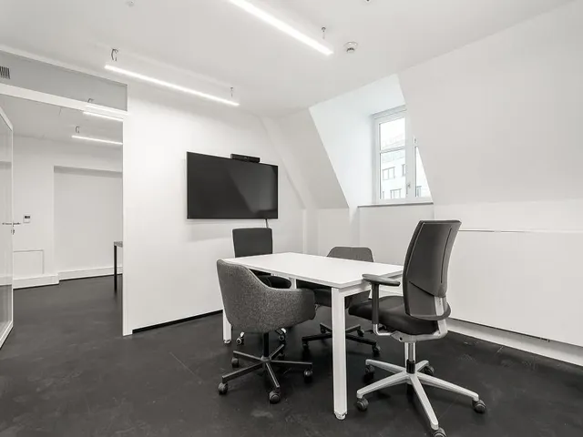 Bureau privatif 18 postes à louer - Paris 8e (Charles de Gaulle-Etoile) - photo 4