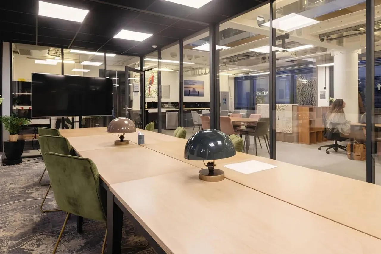 Bureau privé 5 postes à louer - Paris 11e (Bréguet) - photo 1