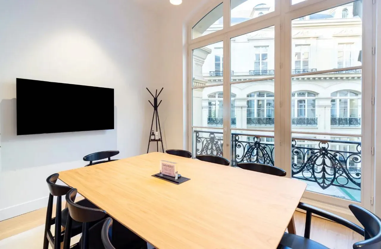 Bureau privé 41 postes à louer - Paris 11e (République) - photo 1