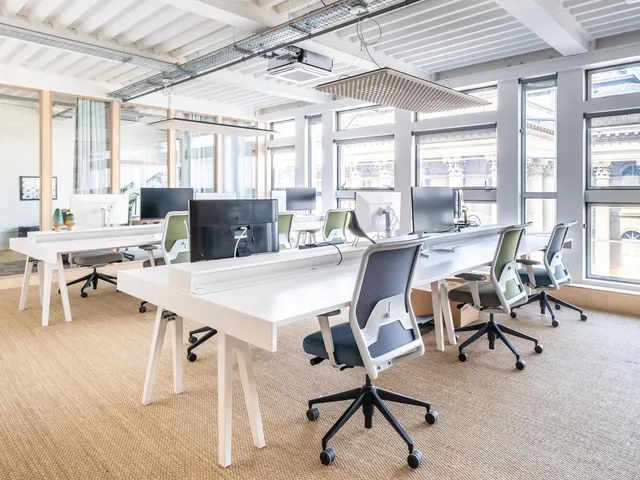 Bureau indépendant 102 postes à louer - Paris 2e (Notre Dame des Victoires)