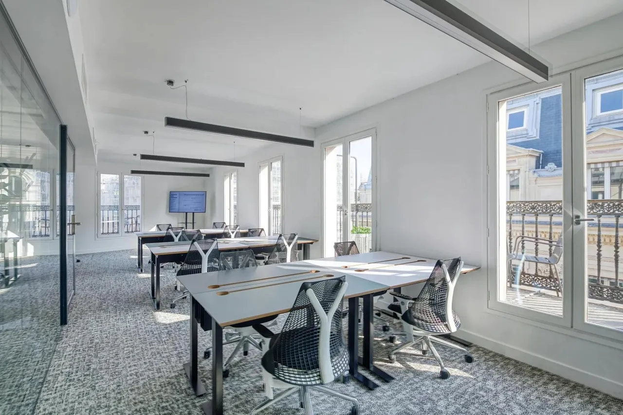 Bureau privé 50 postes à louer - Paris 2e (Opéra) - photo 1