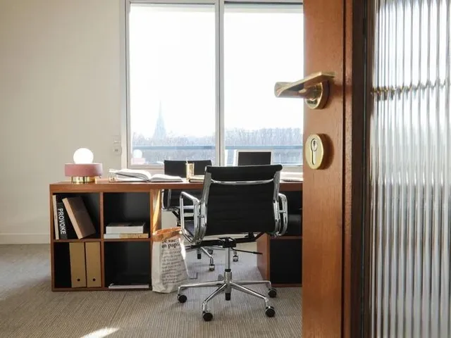 Bureau privé 4 postes à louer - Paris 8e (Champs-Élysées) - photo 7