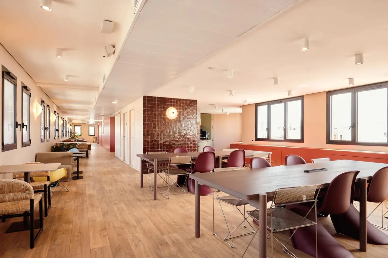 Bureau privé 4 postes à louer - Paris 8e (Rue de Laborde) - photo 1