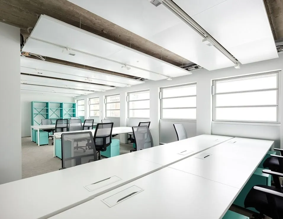 Bureau privé 17 postes à louer - Paris 11e (Voltaire) - photo 1