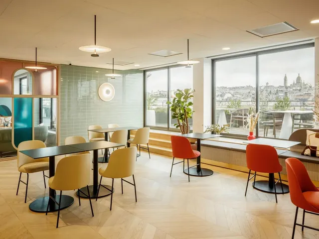 Bureau privatif 90 postes à louer - Paris 9e (Pigalle) - photo 7