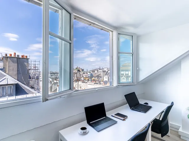 Bureau privé 14 postes à louer - Paris 2e (Quatre Septembre) - photo 3