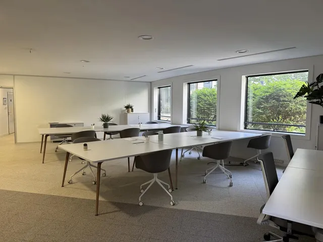 Bureau privé 8 postes à louer - Levallois-Perret (Anatole France) - photo 2