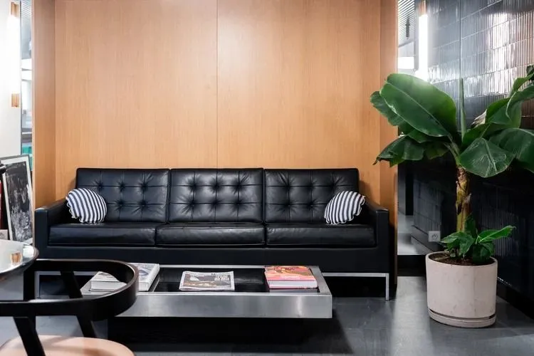 Bureau privé 5 postes à louer - Paris 8e (Champs-Élysées) - photo 1