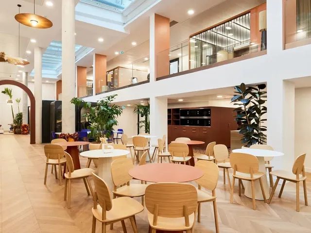 Bureau privé 5 postes à louer - Paris 9e (Trévise) - photo 4