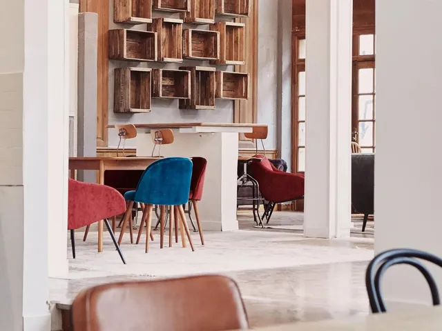 Bureau privé 10 postes à louer - Bagnolet (Jean Jaurès) - photo 2