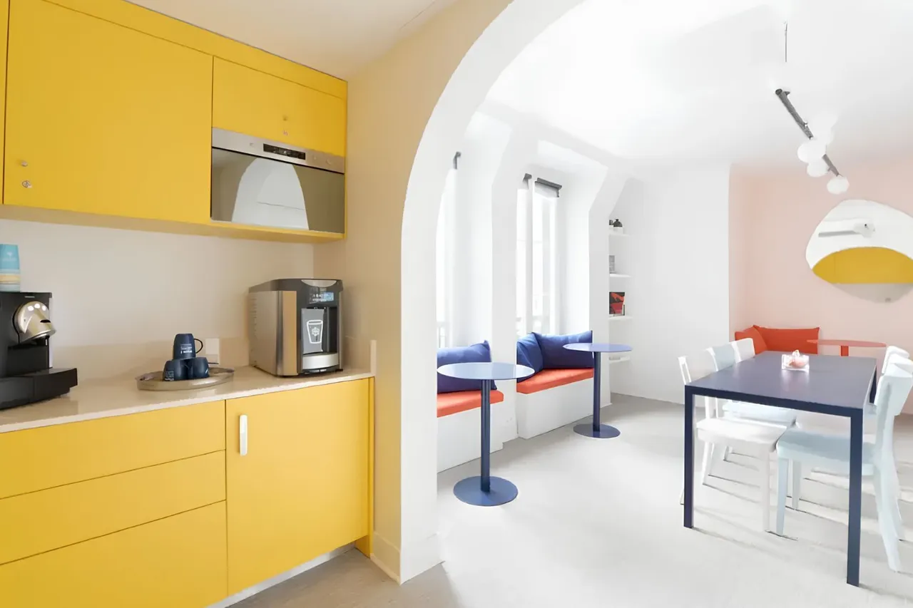 Bureau privé 3 postes à louer 717 EUR/poste - Boulevard de Sébastopol, Paris 3e - photo 1