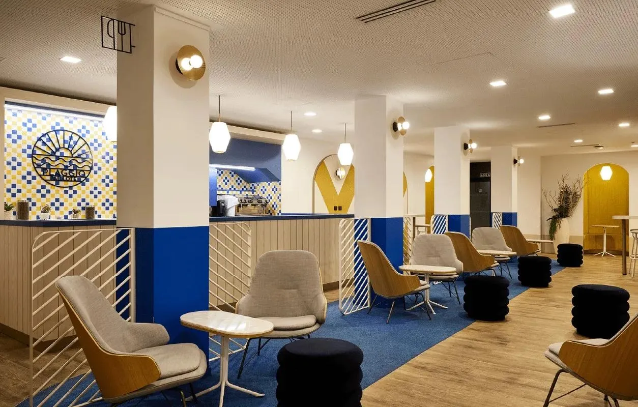 Bureau privé 22 postes à louer - Paris 12e (Traversière) - photo 1