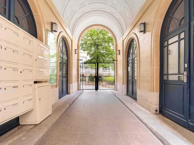 Bureau indépendant 40 postes à louer - Paris 2e (Sentier) - photo 7