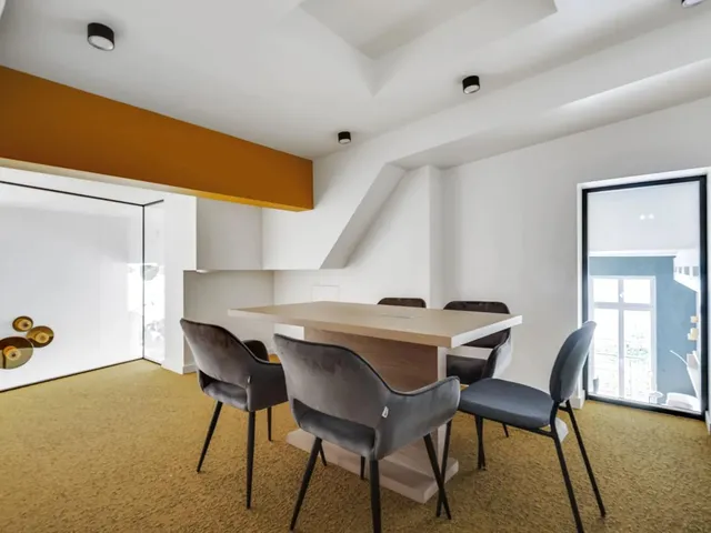 Bureau indépendant 35 postes à louer - Paris 10e (Stalingrad) - photo 11