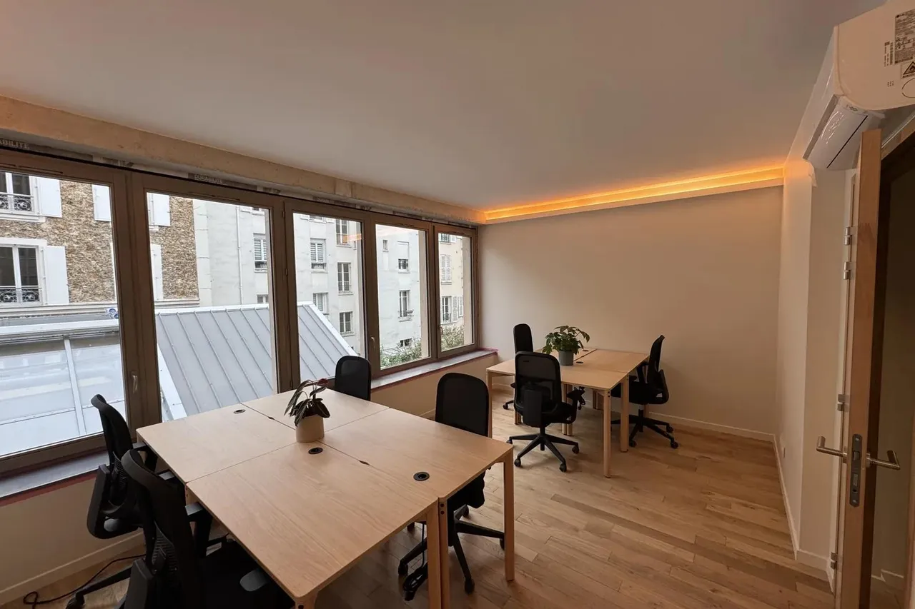 Bureau privé 7 postes à louer - Montrouge (République) - photo 1