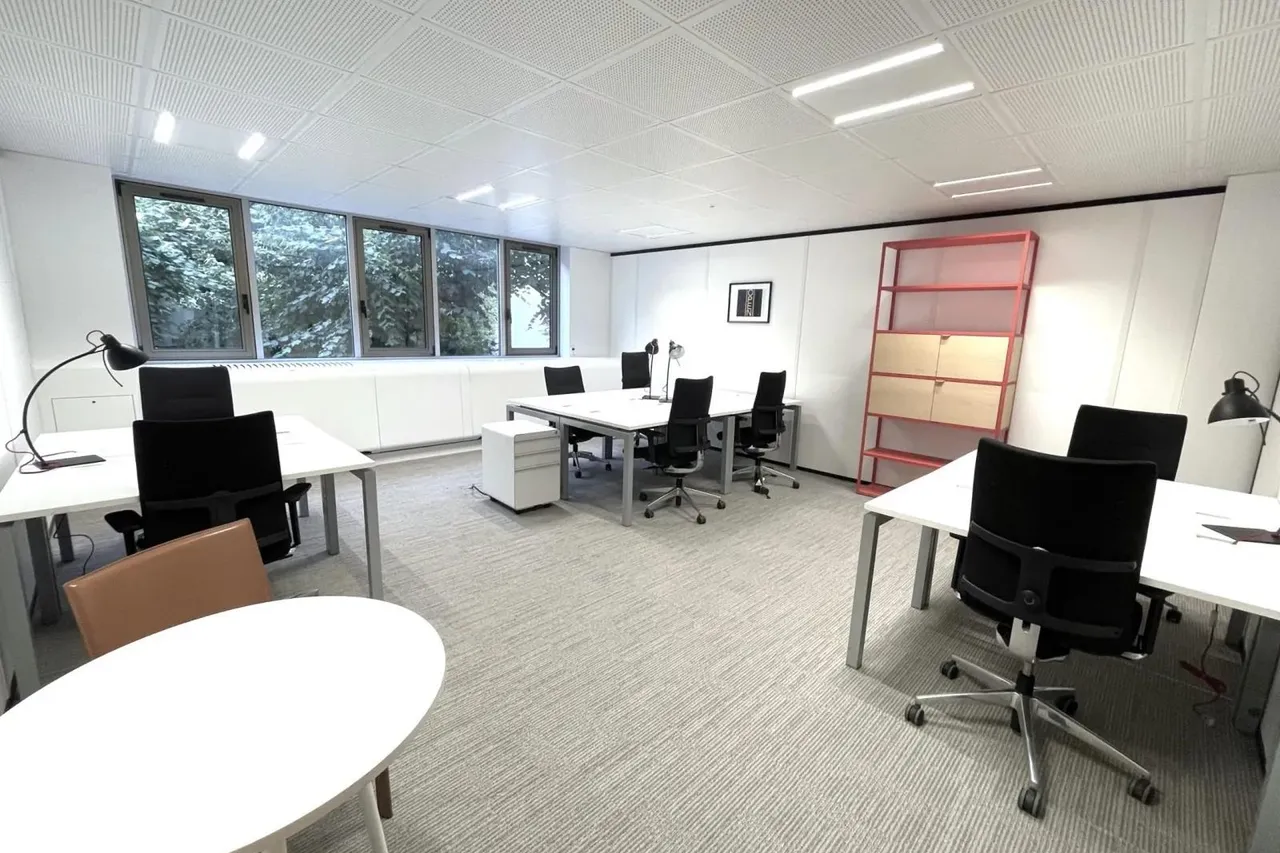 Bureau privé 2 postes à louer - Neuilly-sur-Seine (Bis rue de Villiers) - photo 1