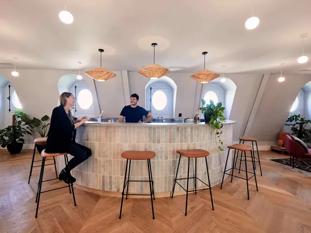 Bureau privé 6 postes à louer - Paris 8e (Boulevard Haussmann) - photo 3