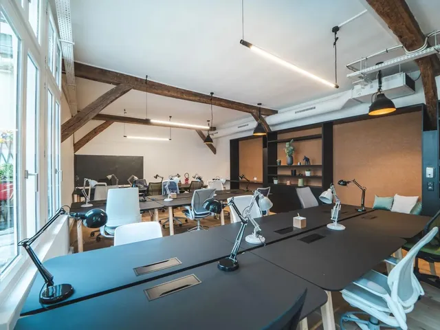 Bureau indépendant 15 postes à louer - Paris 10e (Lancry) - photo 4