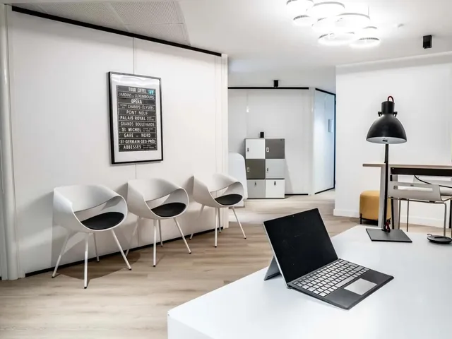 Bureau privé 25 postes à louer - Neuilly-sur-seine (Bis rue de Villiers) - photo 10
