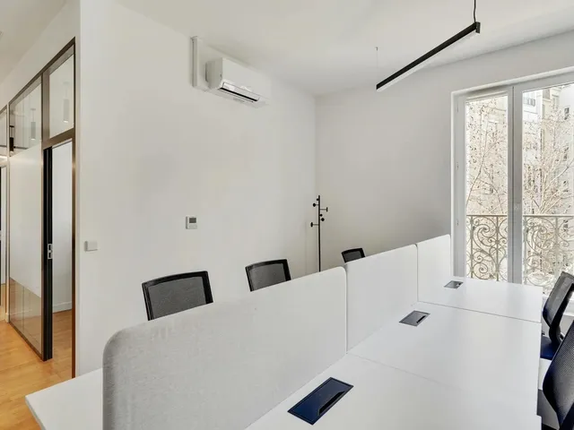 Bureau privatif 10 postes à louer - Paris 8e (Franklin D. Roosevelt) - photo 3