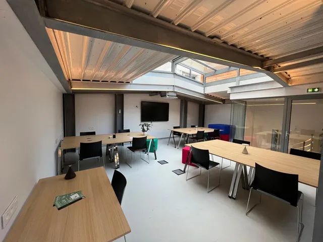 Bureau privé 15 postes à louer - Paris 13e (Les Gobelins)