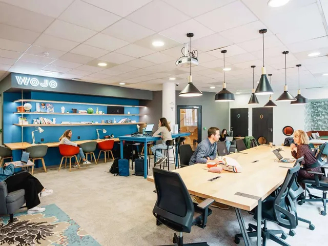Bureau privé 3 postes à louer - Paris 9e (Saint-Lazare) - photo 4