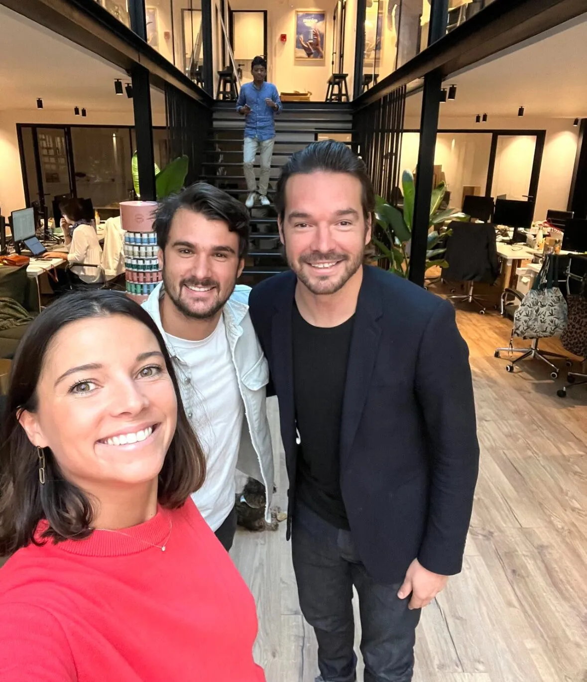L'équipe Flashoffice dans ses bureaux