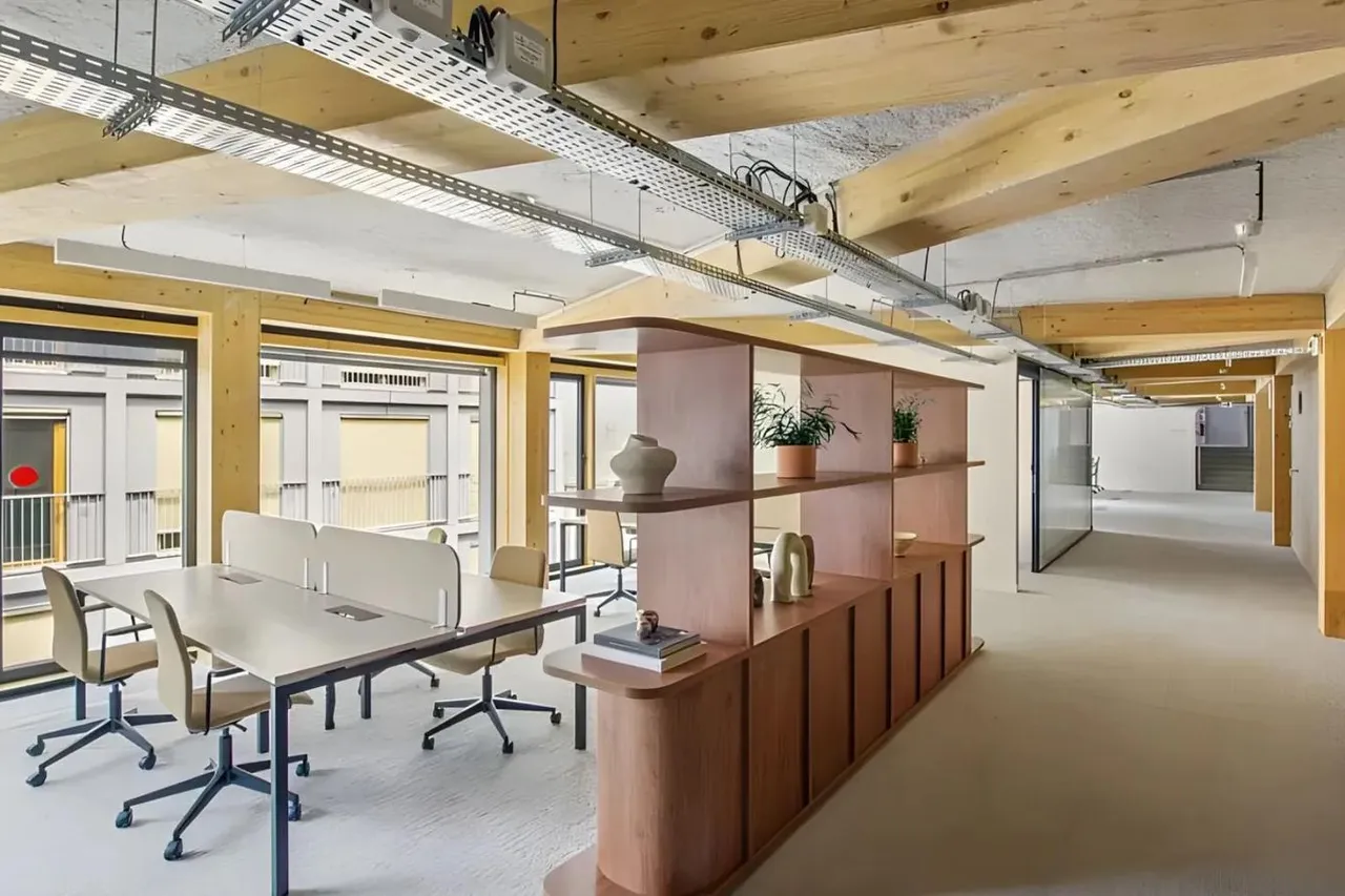 Bureau indépendant 76 postes à louer - Paris 10e (Fayette) - photo 1