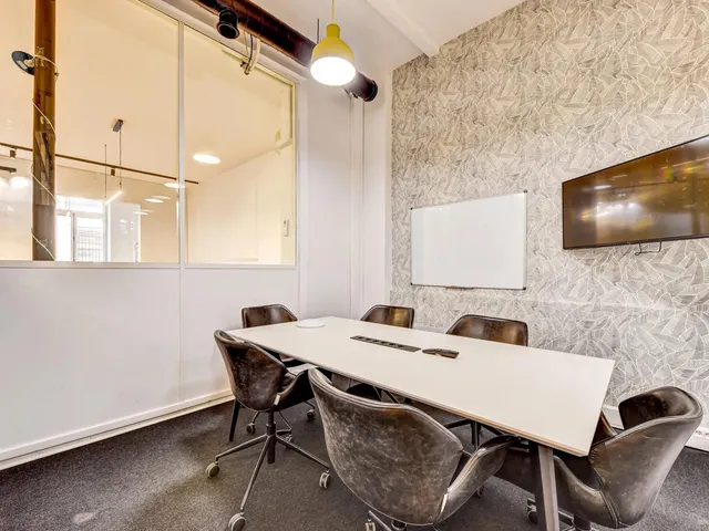 Bureau indépendant 28 postes à louer - Paris 2e (Bourse) - photo 4