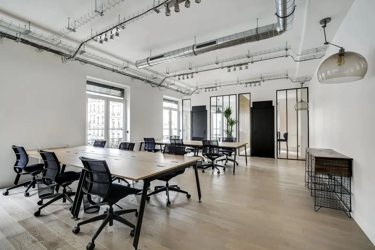 Bureau indépendant 36 postes à louer - Paris 2e (Uzès) - 22 000 €/mois - photo 1