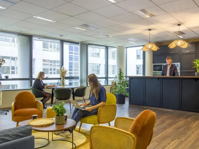 Bureau privé 6 postes à louer - Colombes (Débarcadère) - photo 11