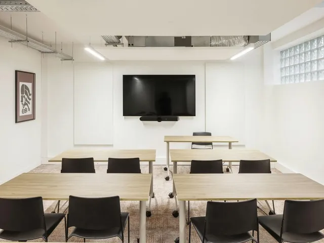 Bureau indépendant 45 postes à louer - Boulogne-Billancourt (Peupliers) - photo 3