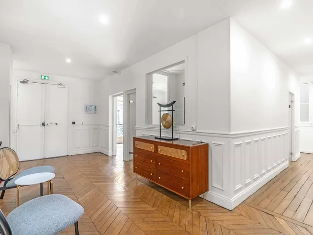 Bureau indépendant 8 postes à louer - Paris 9e (Saint-lazare) - photo 7
