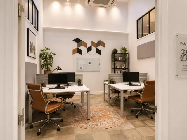 Bureau privé 5 postes à louer - Paris 10e (Martel) - photo 4