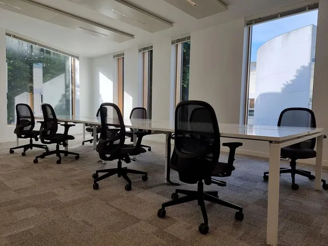 Bureau indépendant 69 postes à louer - Pantin