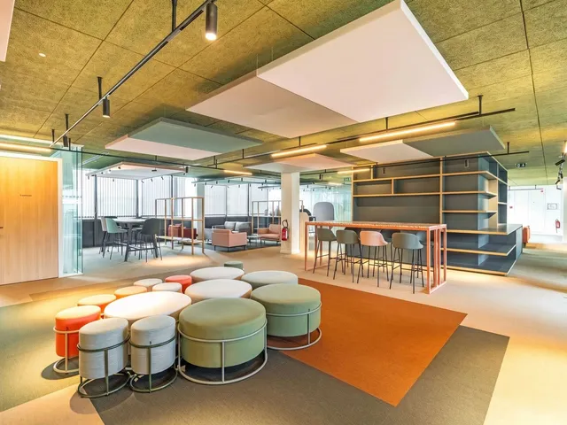 Bureau indépendant 32 postes à louer - Paris 13e (Bibliothèque François Mitterrand) - photo 11