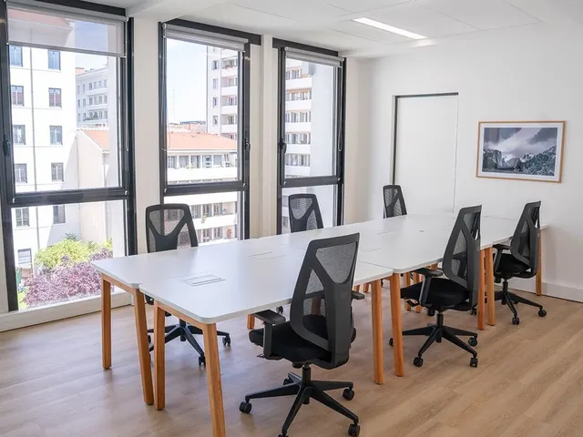 Bureau privé 8 postes à louer - Lyon (Cours Lafayette) - photo 3