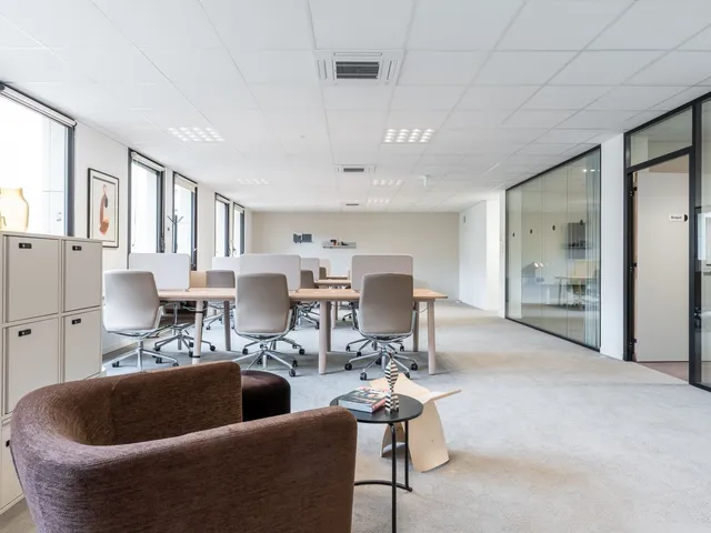 Bureau privatif 72 postes à louer - Paris 8e (Villiers) - photo 4