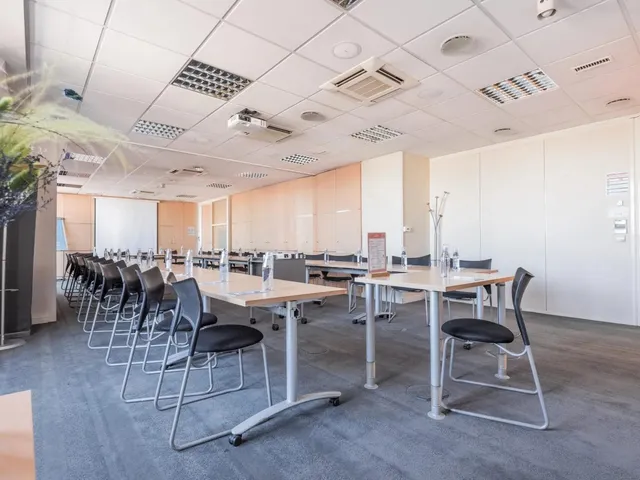 Bureau privé 3 postes à louer - Paris 12e (Louis Armand) - photo 2