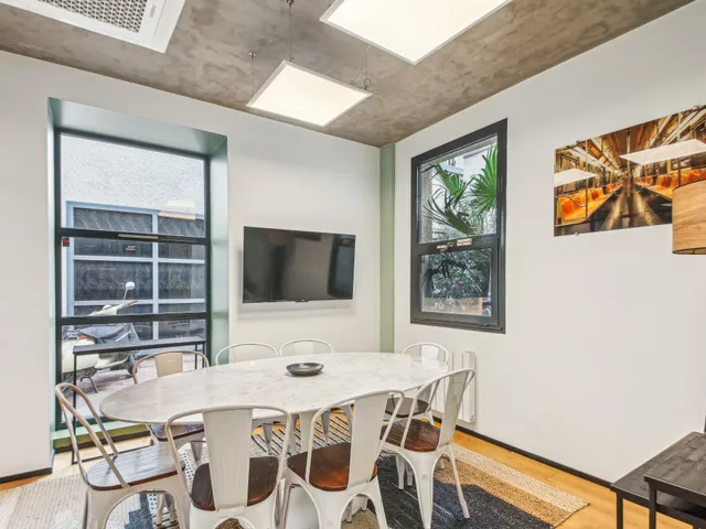 Bureau indépendant 22 postes à louer - Paris 10e (Faubourg Saint Denis) - photo 4