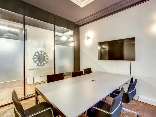 Bureau privatif 18 postes à louer - Paris 2e (Sentier) - photo 3