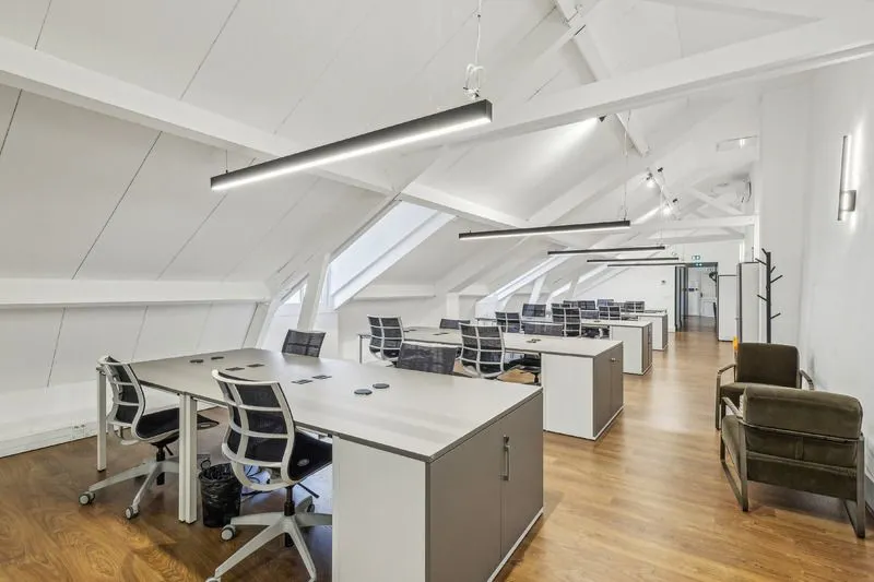Bureau indépendant 24 postes à louer - Paris 3e (Arts Et Métiers) - photo 1