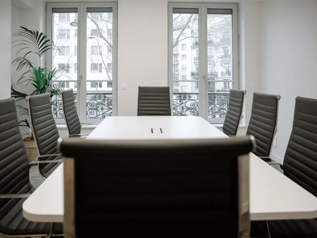 Bureau privé 33 postes à louer - Paris 16e (Marceau)